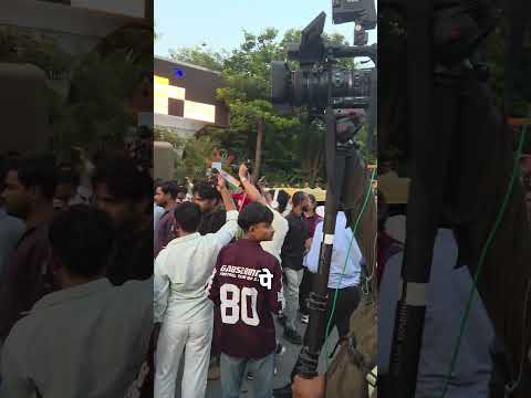 Thumbnail for Central Park Sealed, Youth March Takes Over Road | Delhi Ground Report